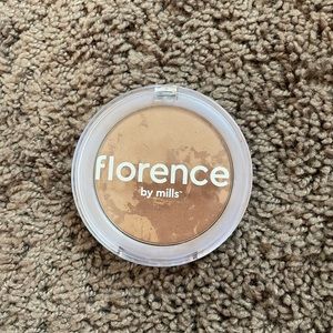 florence by mills bronzer!